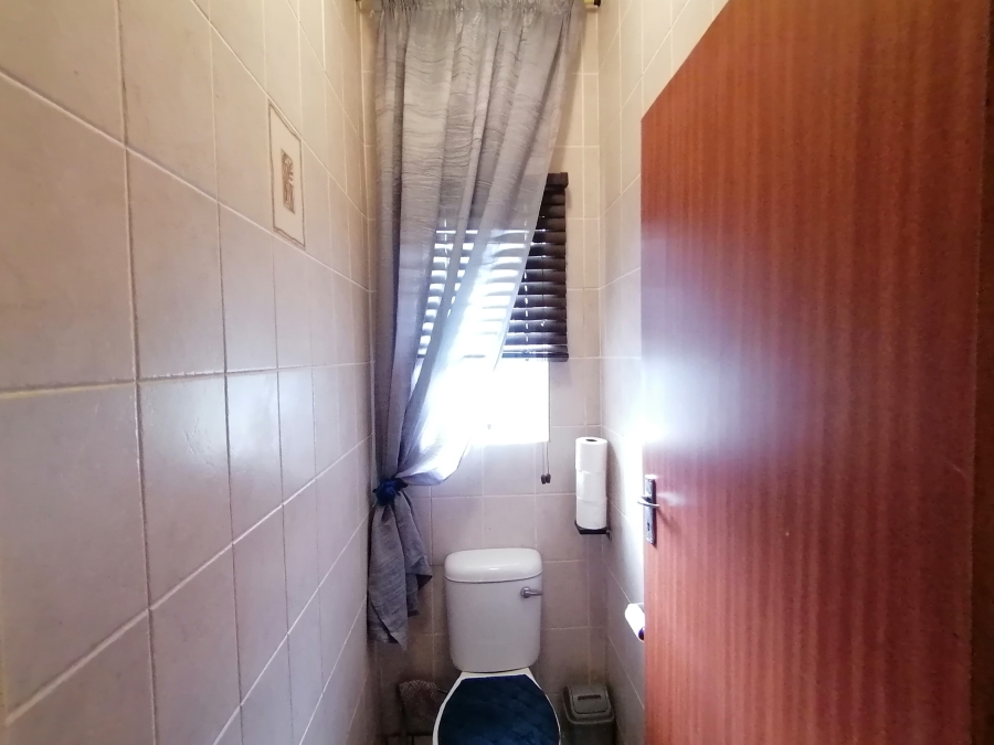 3 Bedroom Property for Sale in Stilfontein Ext 2 North West